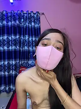 maya-Couple19 online show from April 7, 2026, 5:57 pm