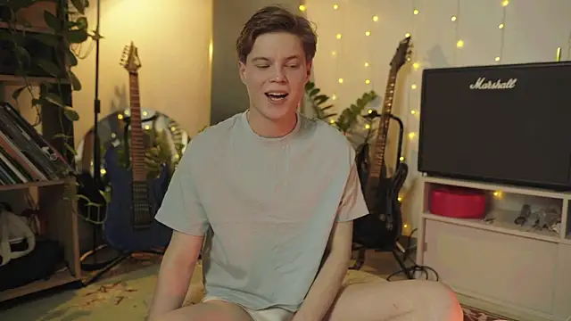 RusBradPitt online show from March 12, 2026, 4:24 pm