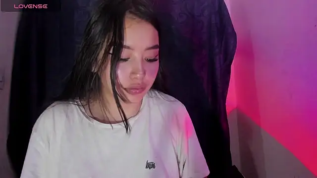 Viioleett cum online show from December 5, 2025, 3:09 pm