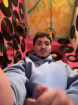 Snapshot of amo660 chatting on March 8, 2026, 7:06 pm amo660 online show from March 8, 2026, 7:06 pm