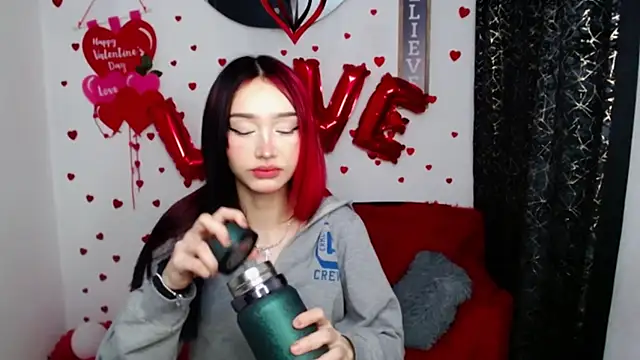 Isla rosee18 online show from March 1, 2026, 12:34 am