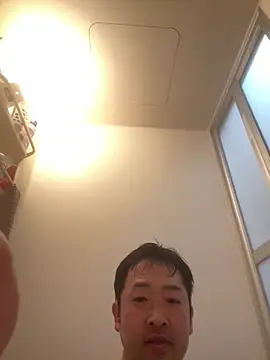 shin0689 online show from April 11, 2026, 4:28 am