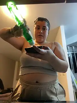 Tokio Sakura online show from October 26, 2025, 3:01 am