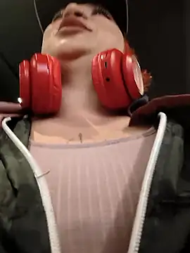 Mariana-94 online show from March 4, 2026, 11:49 am