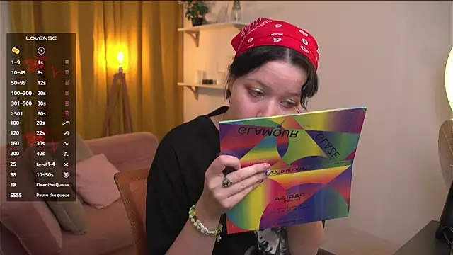 Snapshot of bluebeell chatting on September 8, 2025, 9:03 pm bluebeell online show from September 8, 2025, 9:03 pm