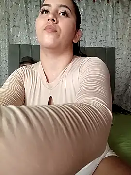 Snapshot of HOTEXTREMCOUPLE chatting on November 27, 2025, 3:19 am HOTEXTREMCOUPLE online show from November 27, 2025, 3:19 am