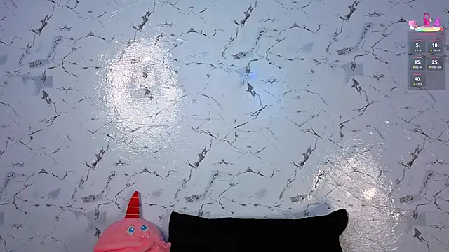 Snapshot of andrea_miller1 chatting on September 22, 2025, 5:09 am andrea miller1 online show from September 22, 2025, 5:09 am