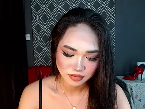 Snapshot of hugesignificant_69 chatting on November 4, 2025, 5:34 pm hugesignificant 69 online show from November 4, 2025, 5:34 pm