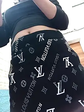 Thaohoa love online show from November 16, 2025, 8:36 pm