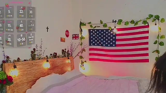 venomeowww   online show from April 19, 2026, 3:17 am