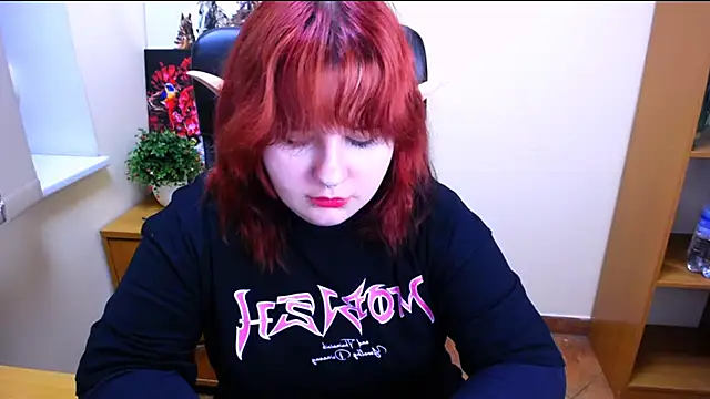 Mina sky  online show from October 21, 2025, 7:53 am