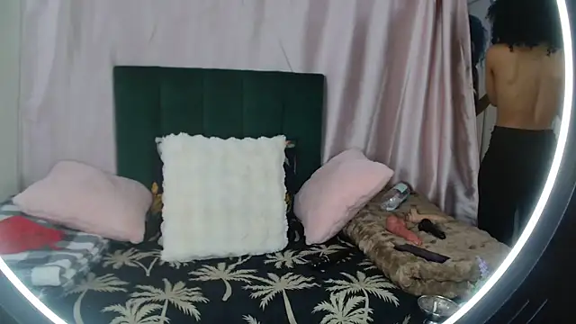 Snapshot of -cleowilliams- chatting on September 25, 2025, 10:19 am -cleowilliams- online show from September 25, 2025, 10:19 am