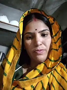 Snapshot of Riya_jaan12 chatting on May 17, 2026, 2:31 am Riya jaan12 online show from May 17, 2026, 2:31 am
