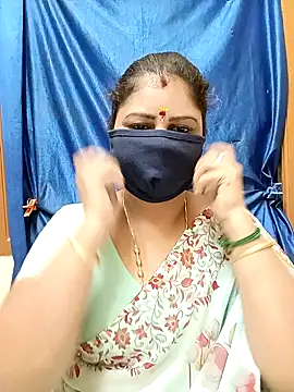 sushma26 online show from September 23, 2025, 10:35 pm