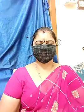 Snapshot of sushma26 chatting on January 18, 2026, 4:22 pm sushma26 online show from January 18, 2026, 4:22 pm