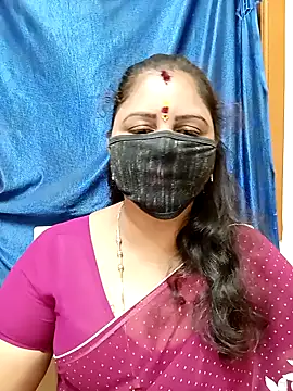 Snapshot of sushma26 chatting on March 1, 2026, 9:00 am sushma26 online show from March 1, 2026, 9:00 am