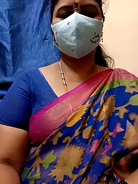 sushma26 online show from April 22, 2026, 5:58 pm