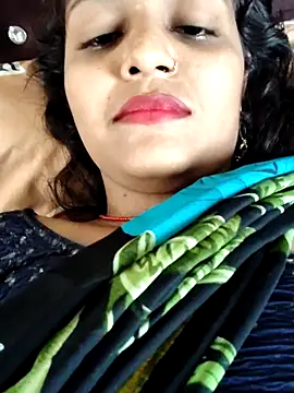 AnanyaKapoor89 online show from September 15, 2025, 6:13 am