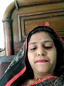 AnanyaKapoor89 online show from November 22, 2025, 8:35 am