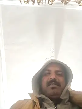 vardh033 online show from January 13, 2026, 5:18 pm