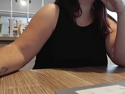 Snapshot of Aambre95Esexy chatting on September 15, 2025, 3:12 pm Aambre95Esexy online show from September 15, 2025, 3:12 pm