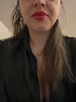 ladywithbigass online show from February 5, 2026, 6:07 am