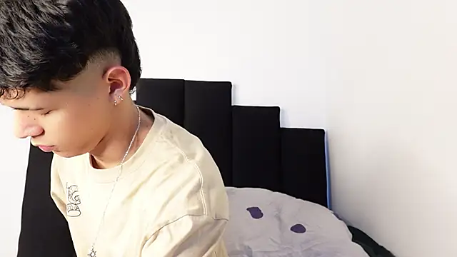 Snapshot of alexmark_ chatting on September 25, 2025, 7:28 pm alexmark online show from September 25, 2025, 7:28 pm