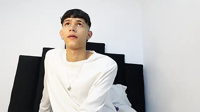 Snapshot of alexmark_ chatting on September 26, 2025, 1:48 pm alexmark online show from September 26, 2025, 1:48 pm