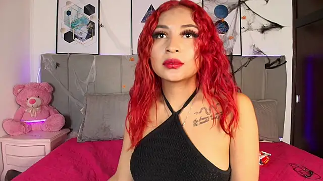 Naiaa Cruz online show from November 1, 2025, 6:43 pm