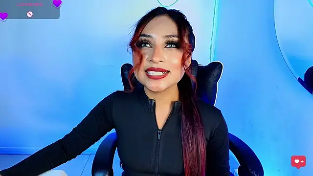 Naiaa Cruz online show from May 21, 2026, 7:43 pm