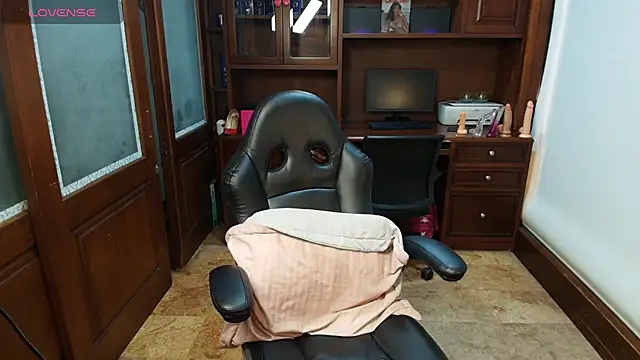 SexyRachel  online show from January 10, 2026, 12:18 pm