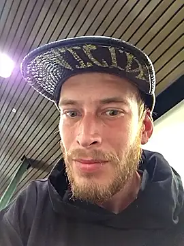 Leshok online show from November 13, 2025, 8:08 pm