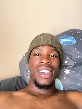 Snapshot of Kgaogelo18 chatting on October 9, 2025, 8:45 am Kgaogelo18 online show from October 9, 2025, 8:45 am