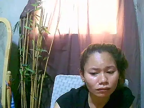 Sweeetgurll online show from April 13, 2026, 6:30 am