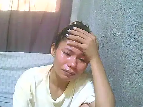 Snapshot of Sweeetgurll chatting on May 17, 2026, 12:19 am Sweeetgurll online show from May 17, 2026, 12:19 am