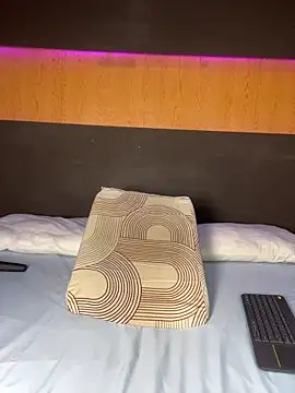 Alexia  cox online show from March 5, 2026, 3:02 am