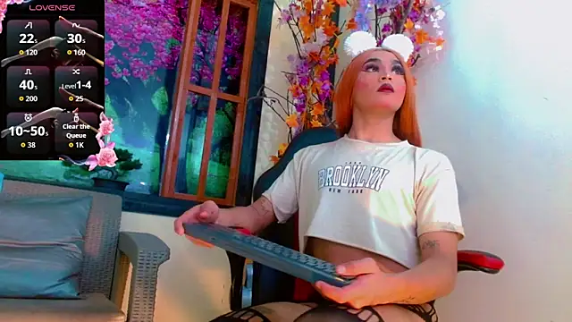 Natasha clifford online show from December 18, 2025, 7:31 pm