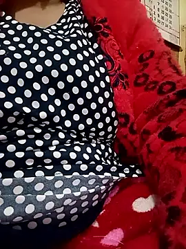 Snapshot of angry_couplez chatting on January 13, 2026, 1:49 pm angry couplez online show from January 13, 2026, 1:49 pm