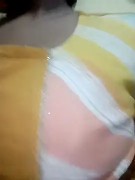 Snapshot of angry_couplez chatting on January 14, 2026, 9:31 pm angry couplez online show from January 14, 2026, 9:31 pm