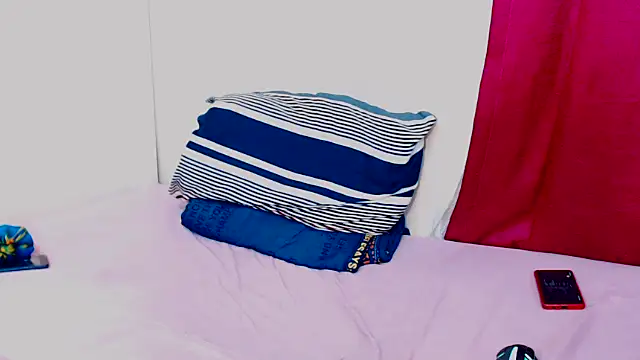 Snapshot of FreakyScarlet00 chatting on October 4, 2025, 7:28 am FreakyScarlet00 online show from October 4, 2025, 7:28 am