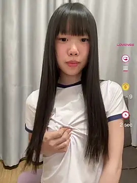 Snapshot of xinyu789 chatting on May 9, 2026, 2:55 pm xinyu789 online show from May 9, 2026, 2:55 pm