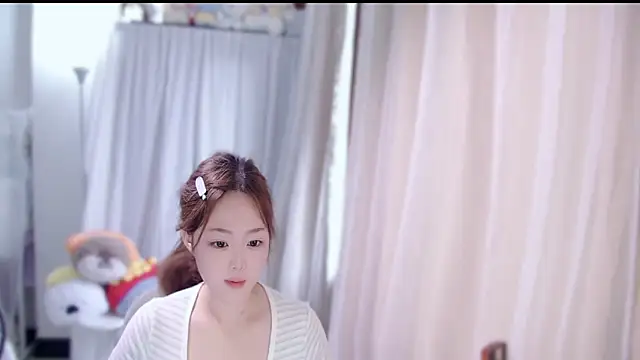 YUANYUAN-A online show from September 19, 2025, 6:26 am