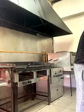 flaquitxxx18 online show from November 11, 2025, 7:03 pm