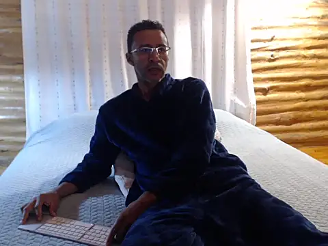 Asher Bram1 online show from October 7, 2025, 1:36 am