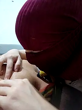 Ahalm online show from October 29, 2025, 10:00 pm