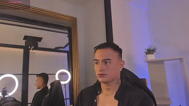 LiamDeep online show from December 5, 2025, 8:16 pm