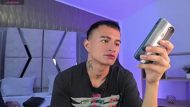 Snapshot of LiamDeep chatting on February 23, 2026, 8:50 pm LiamDeep online show from February 23, 2026, 8:50 pm