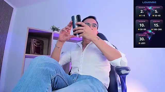 Snapshot of LiamDeep chatting on March 2, 2026, 8:26 pm LiamDeep online show from March 2, 2026, 8:26 pm
