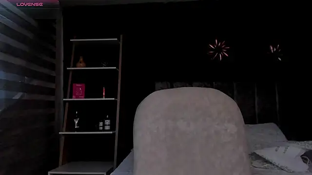 Snapshot of LiamDeep chatting on April 30, 2026, 8:57 pm LiamDeep online show from April 30, 2026, 8:57 pm