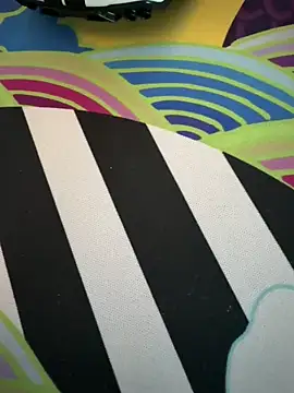 in ur dream online show from October 29, 2025, 11:01 am